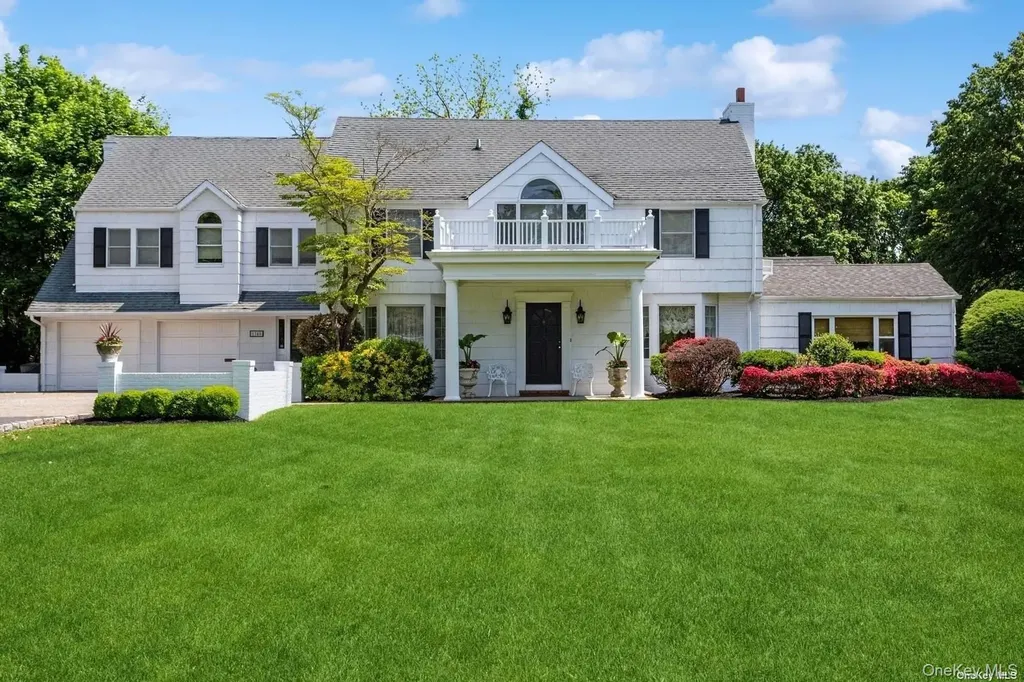 1345 Harbor Road Hewlett Harbor NY 11557
