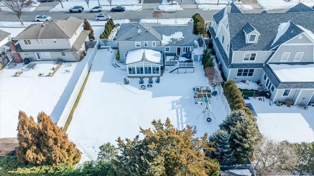 285 E Shore Drive Massapequa NY 11758