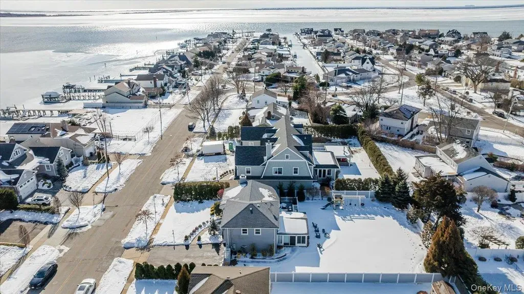 285 E Shore Drive Massapequa NY 11758