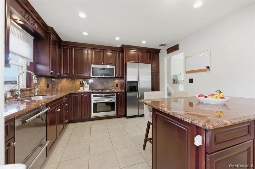 285 E Shore Drive Massapequa NY 11758
