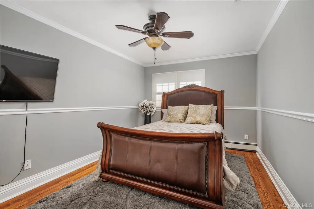 148 Exeter Road Massapequa NY 11758