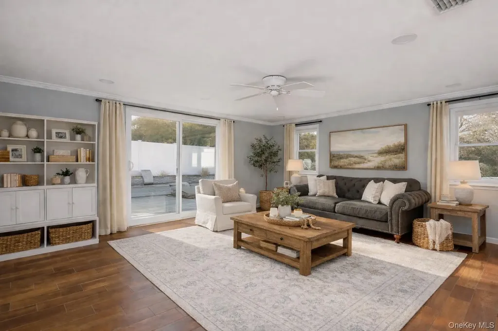 148 Exeter Road Massapequa NY 11758