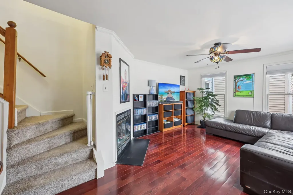 52 Washington Mews Port Chester NY 10573