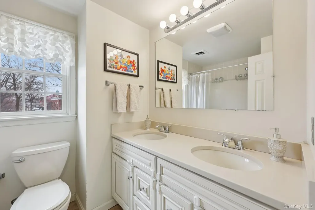 52 Washington Mews Port Chester NY 10573