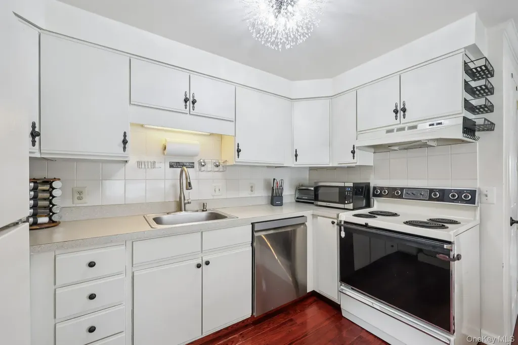 52 Washington Mews Port Chester NY 10573
