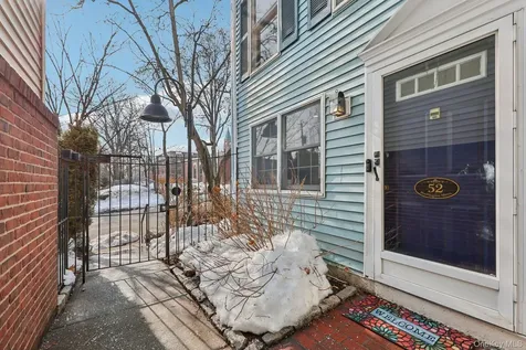 52 Washington Mews Port Chester NY 10573