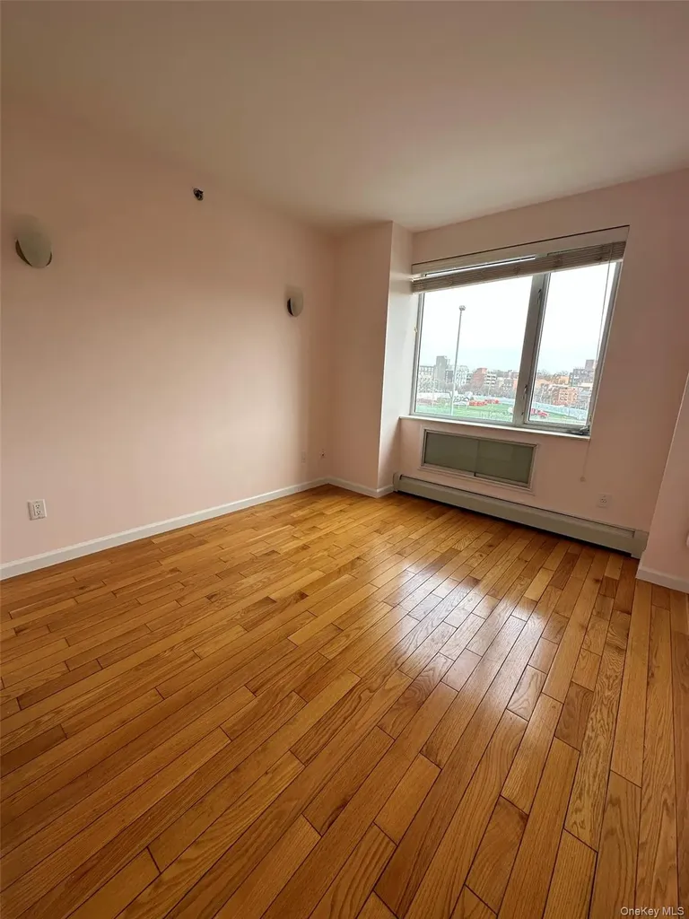 136-21 Latimer Place Flushing NY 11354