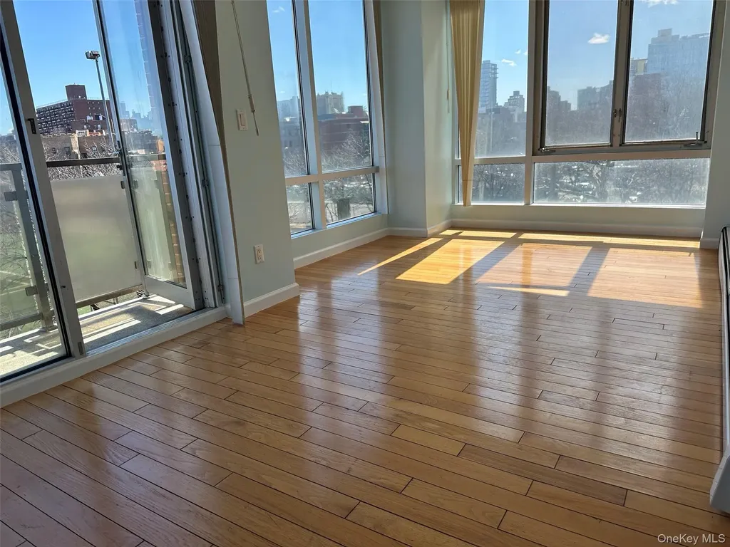 136-21 Latimer Place Flushing NY 11354