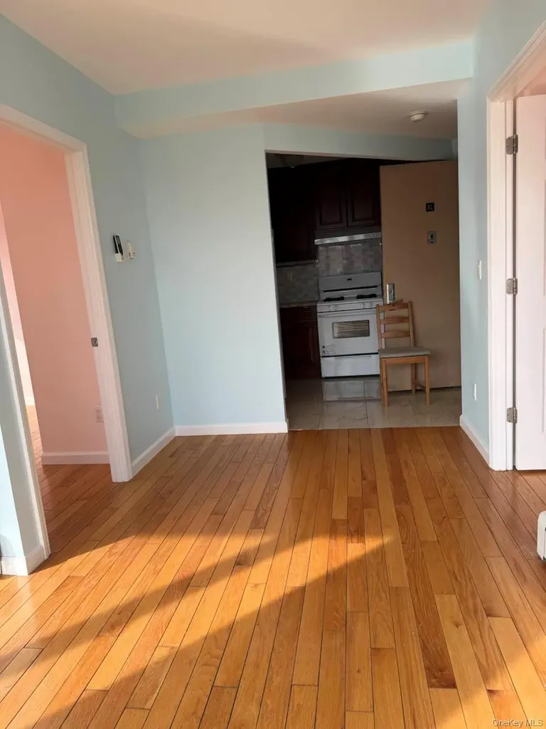 136-21 Latimer Place Flushing NY 11354