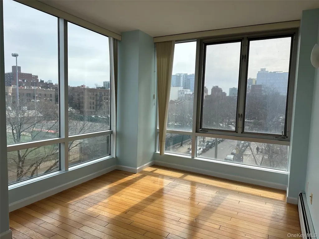 136-21 Latimer Place Flushing NY 11354