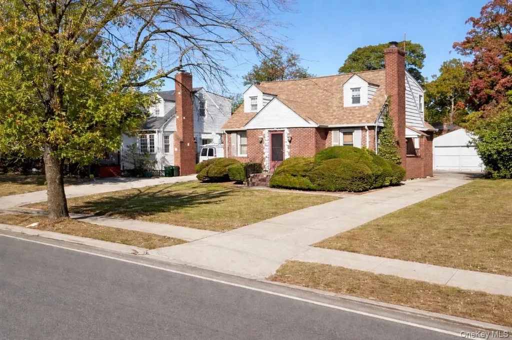 197 Foxhurst Road Oceanside NY 11572