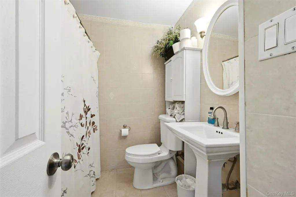 197 Foxhurst Road Oceanside NY 11572