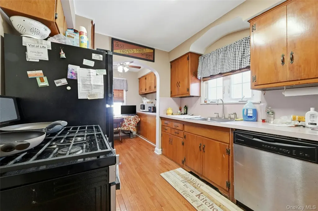197 Foxhurst Road Oceanside NY 11572