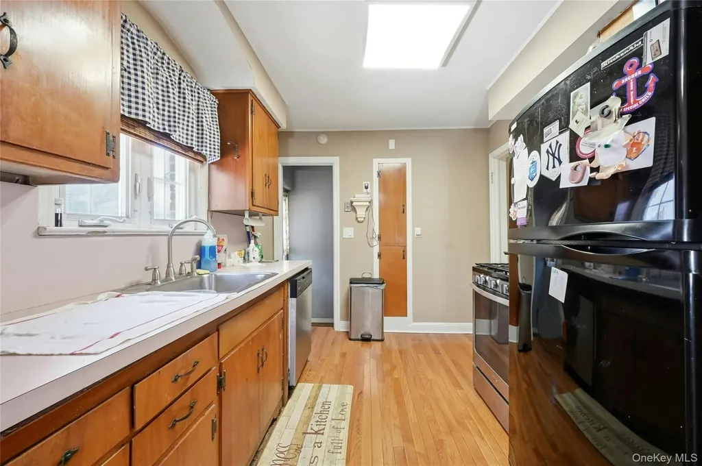 197 Foxhurst Road Oceanside NY 11572