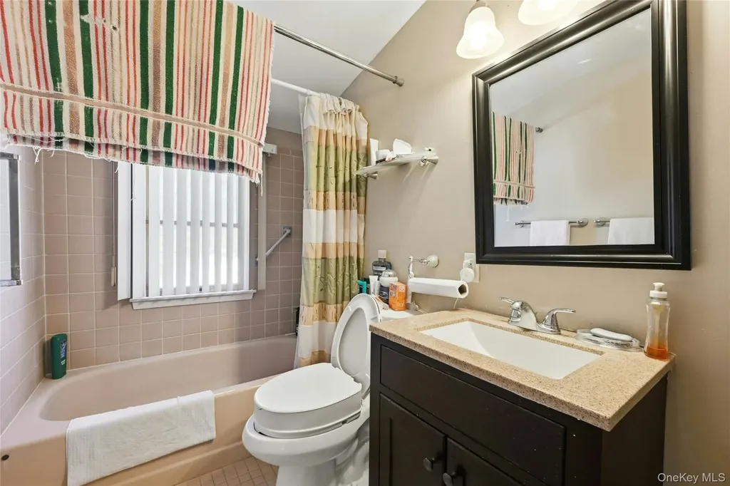 197 Foxhurst Road Oceanside NY 11572