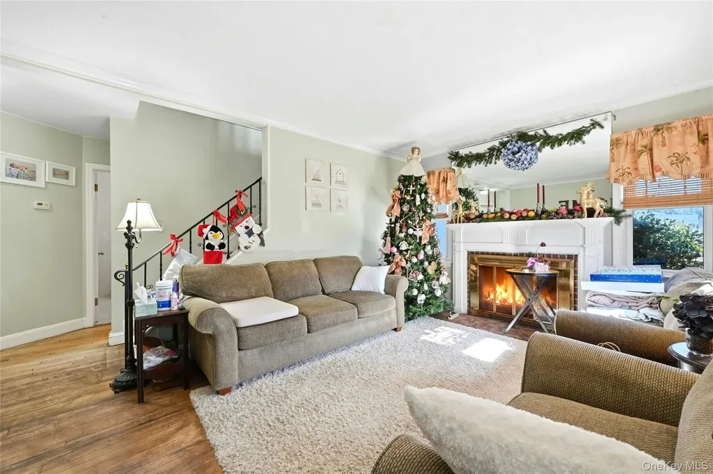 197 Foxhurst Road Oceanside NY 11572