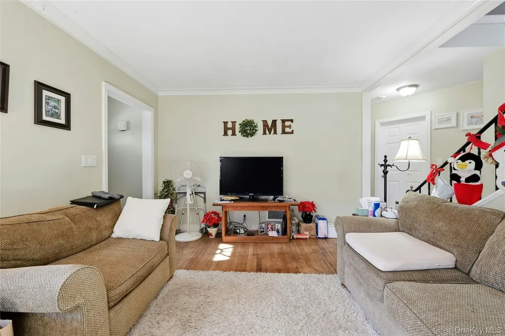 197 Foxhurst Road Oceanside NY 11572