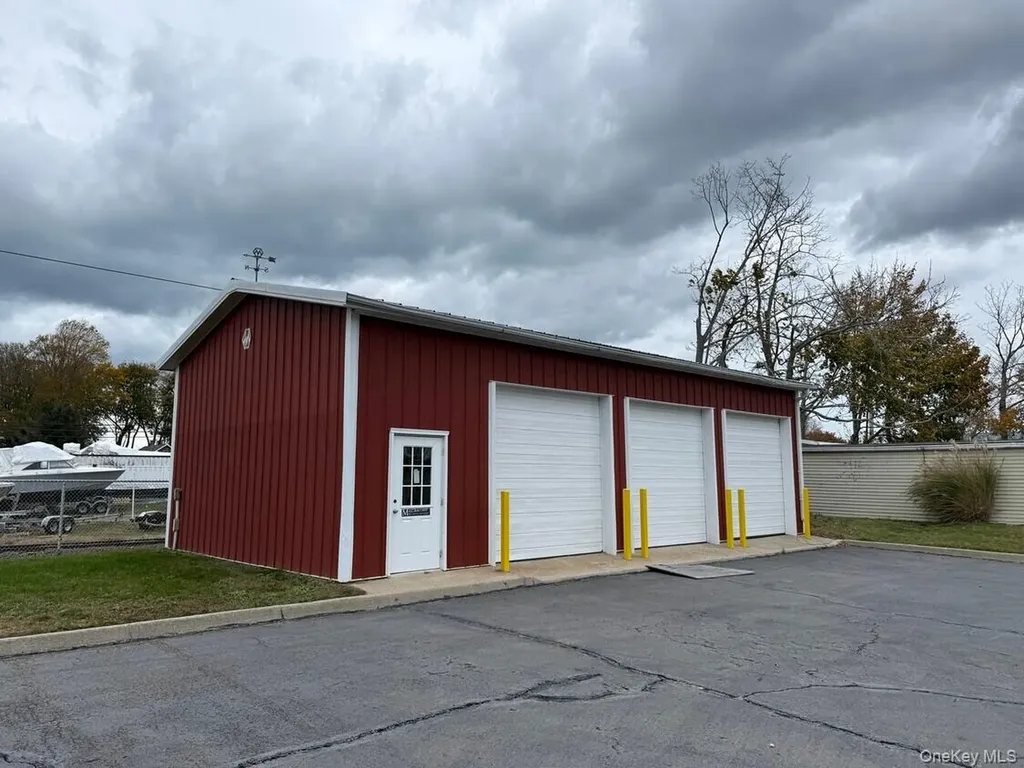 1400 Youngs Avenue Southold NY 11971
