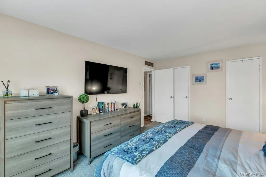 40 W 4th Street Patchogue NY 11772