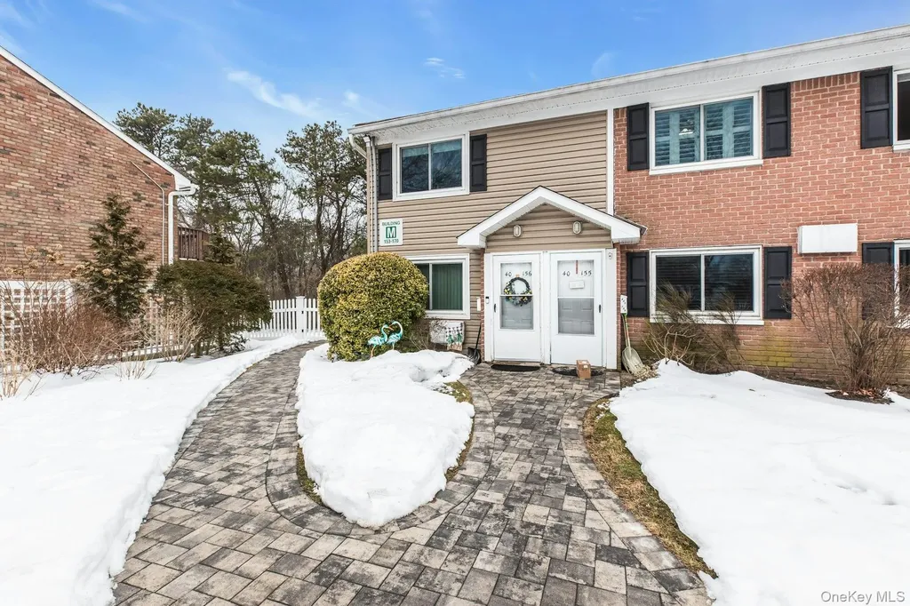 40 W 4th Street Patchogue NY 11772