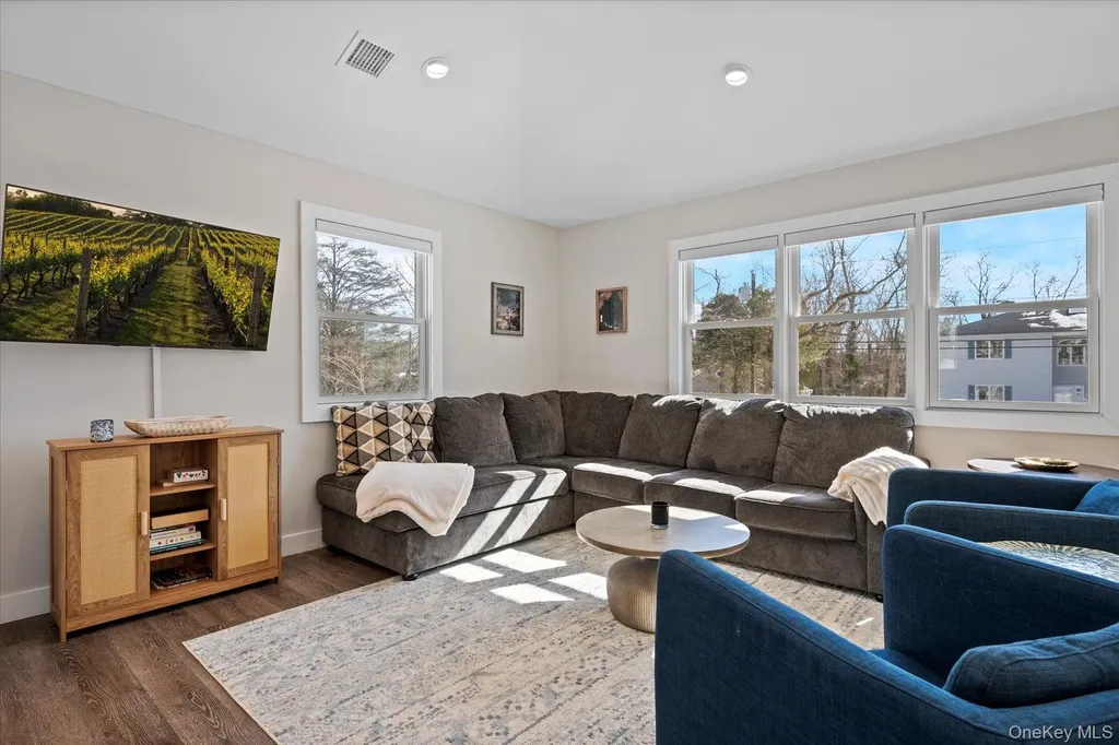 1150 Ruth Road Mattituck NY 11952