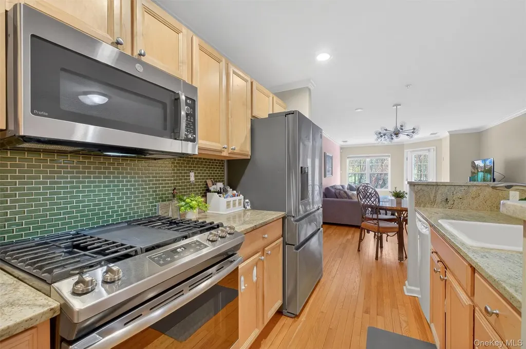 114 Viewpoint Terrace Peekskill NY 10566