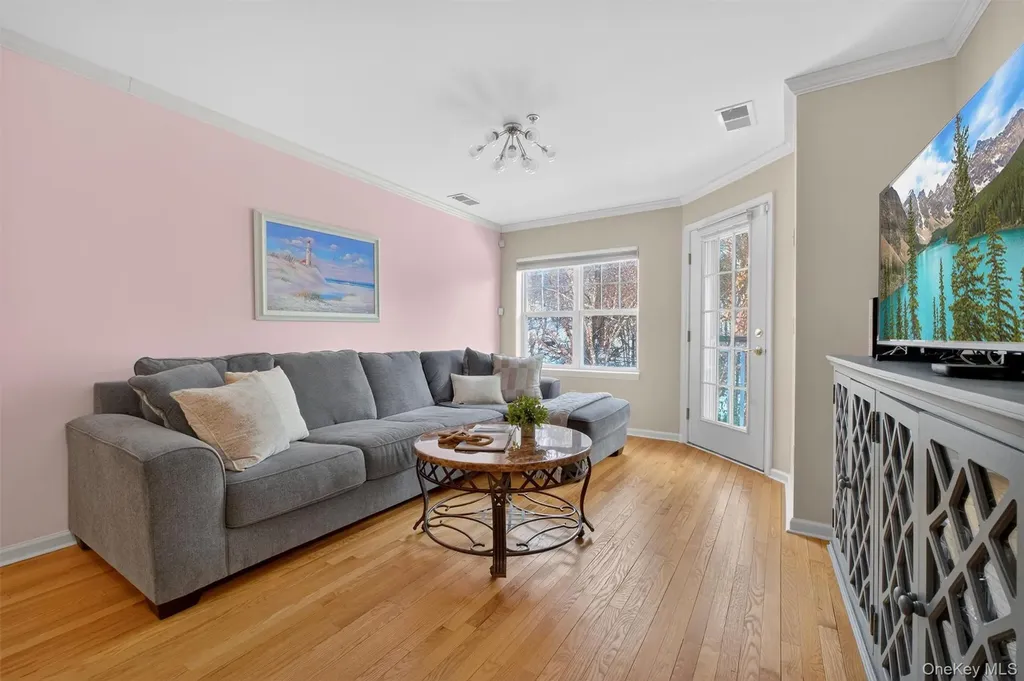 114 Viewpoint Terrace Peekskill NY 10566