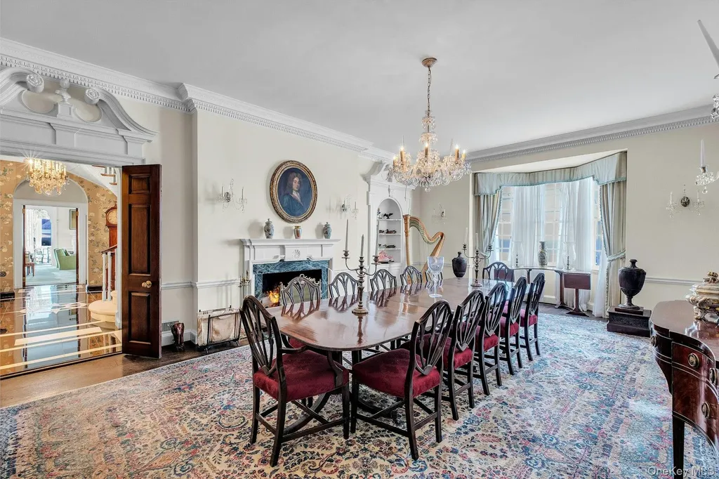 2 Wallis Lane Saint James NY 11780