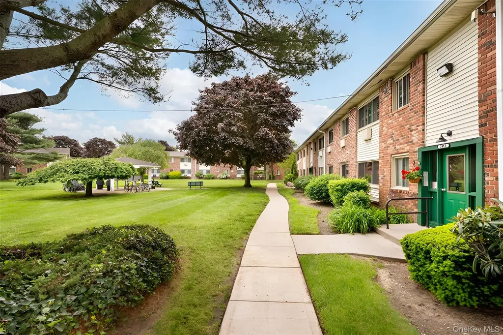 2449 Union Boulevard Islip NY 11751