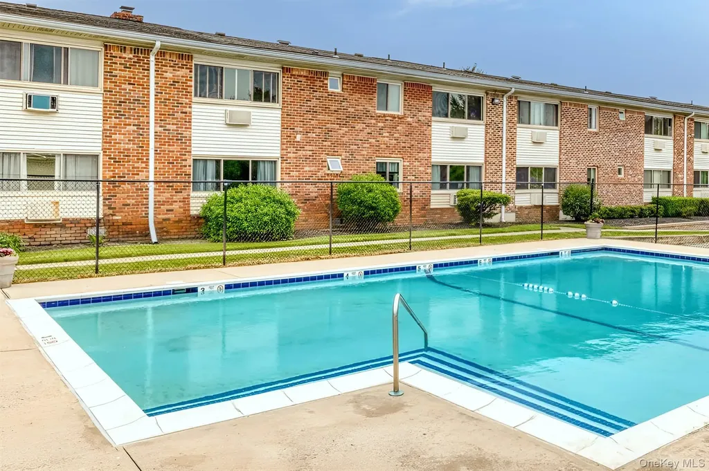 2449 Union Boulevard Islip NY 11751