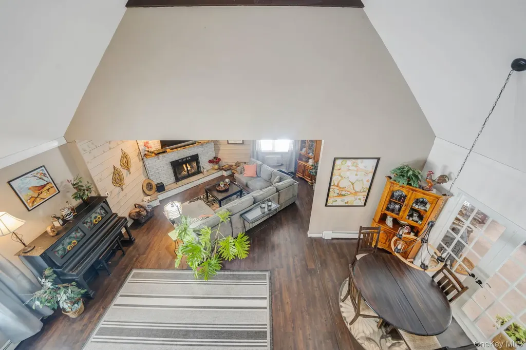 6 Howe Court Coram NY 11727