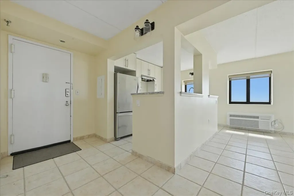 750 W Broadway Long Beach NY 11561