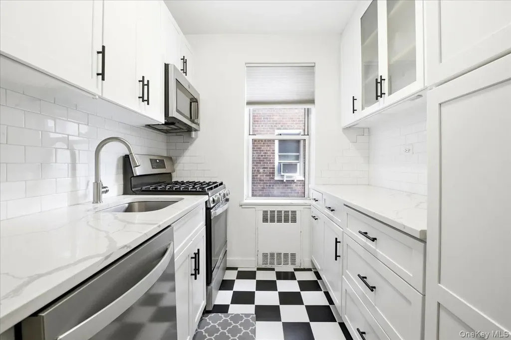 67-38 108th Street Forest Hills NY 11375