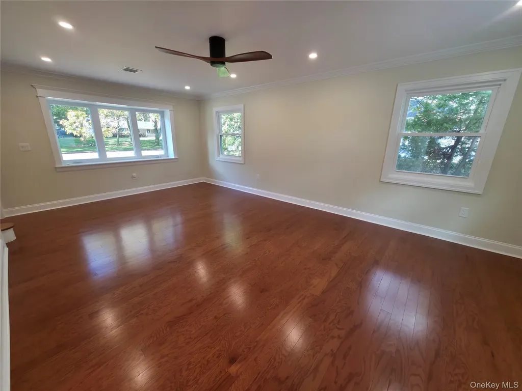 5 Bently Lane Stony Brook NY 11790