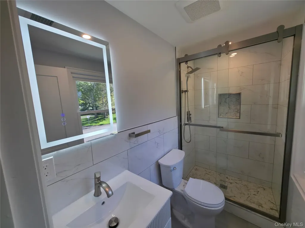 5 Bently Lane Stony Brook NY 11790