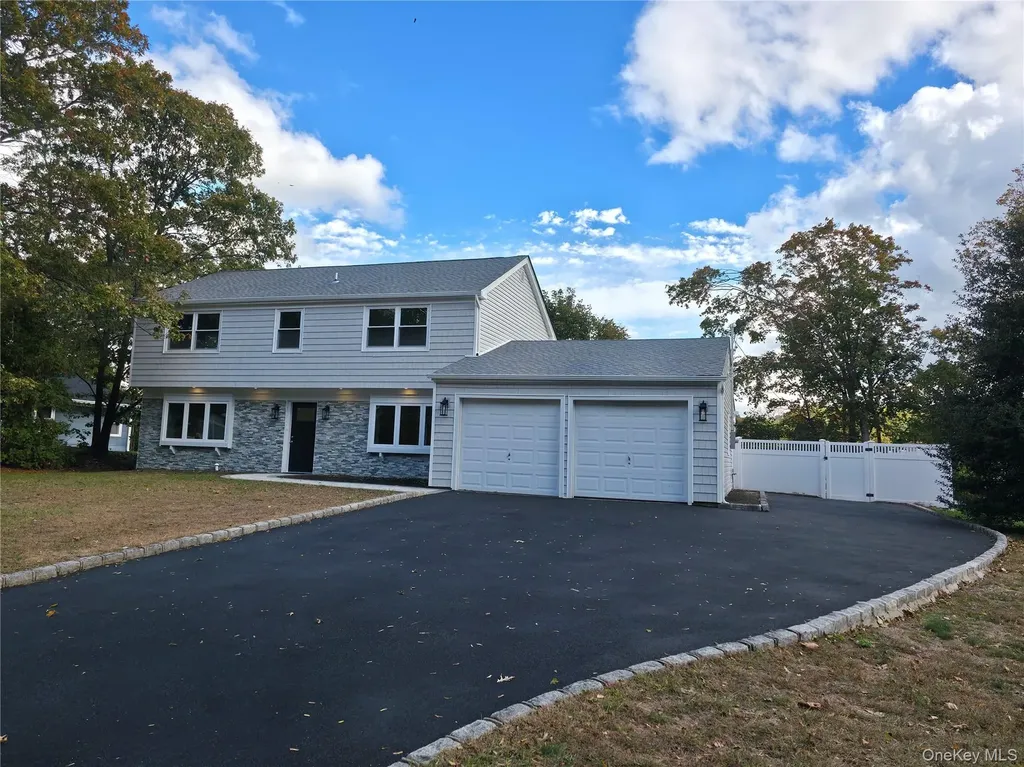 5 Bently Lane Stony Brook NY 11790