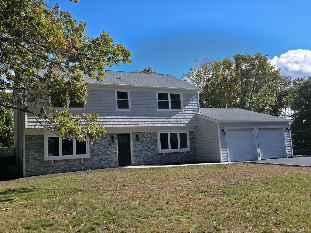 5 Bently Lane Stony Brook NY 11790