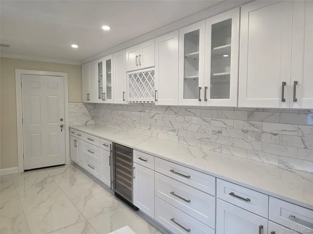 5 Bently Lane Stony Brook NY 11790