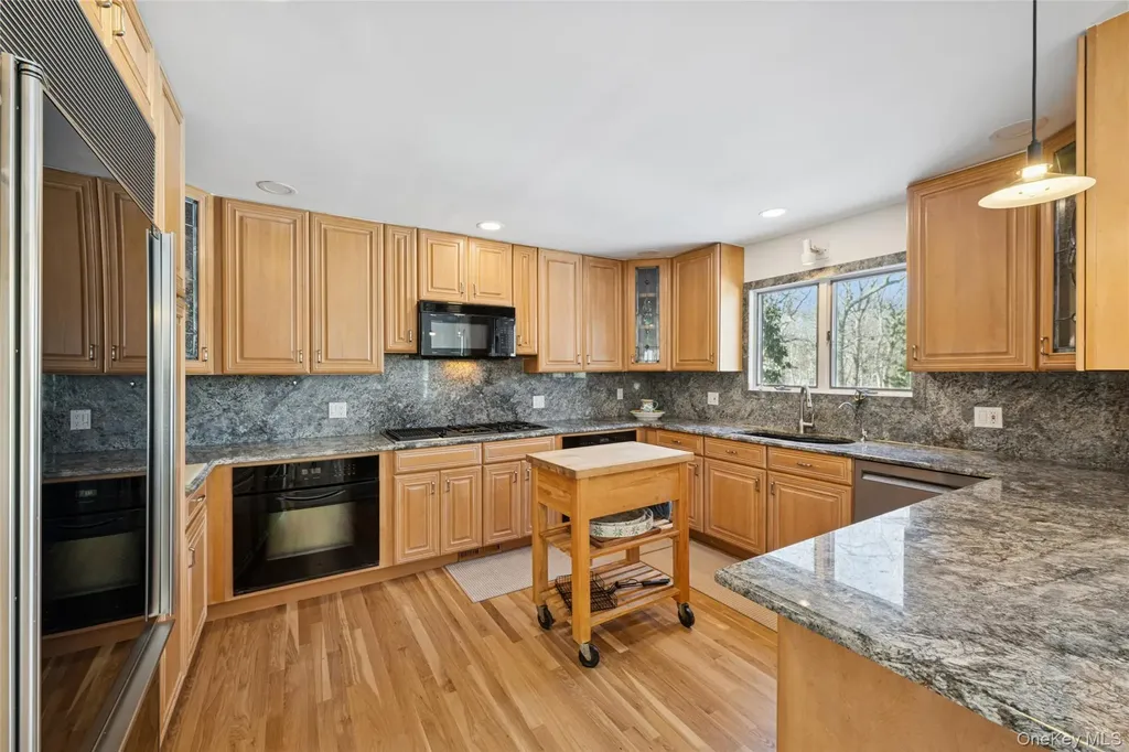 15 Rivers Road East Hampton NY 11937