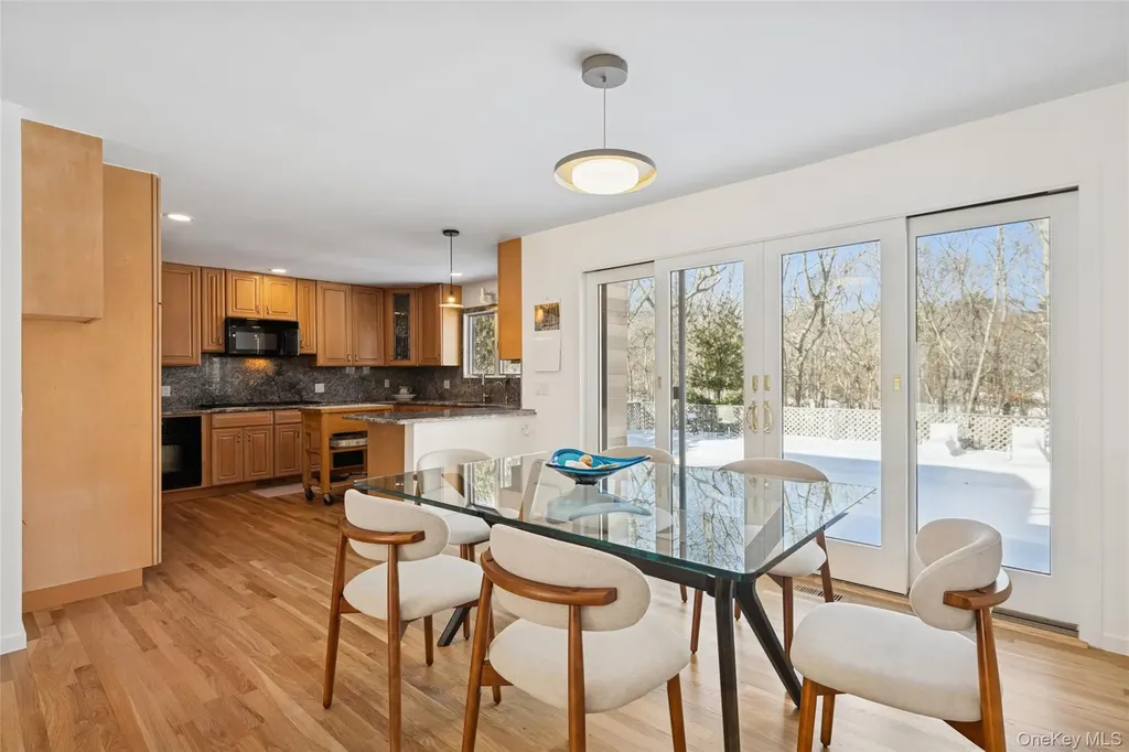 15 Rivers Road East Hampton NY 11937