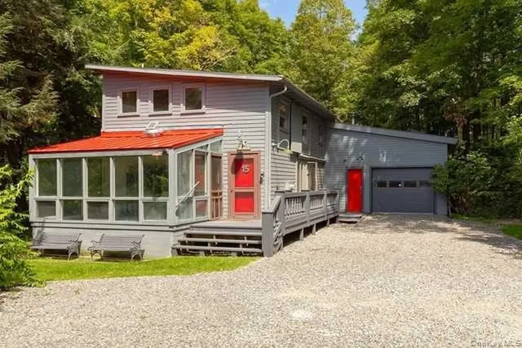 5-15 Old Depot Stanfordville NY 12581