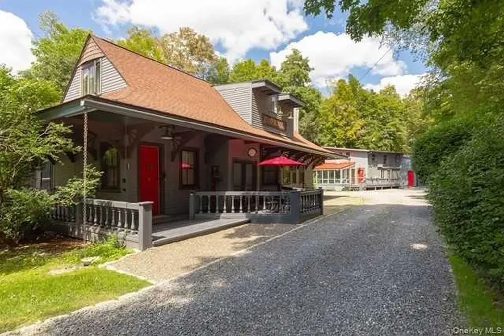 5-15 Old Depot Stanfordville NY 12581