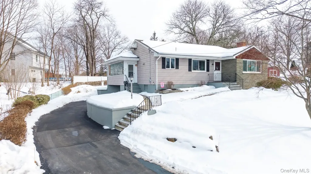 2 Clifton Terrace Kingston NY 12401