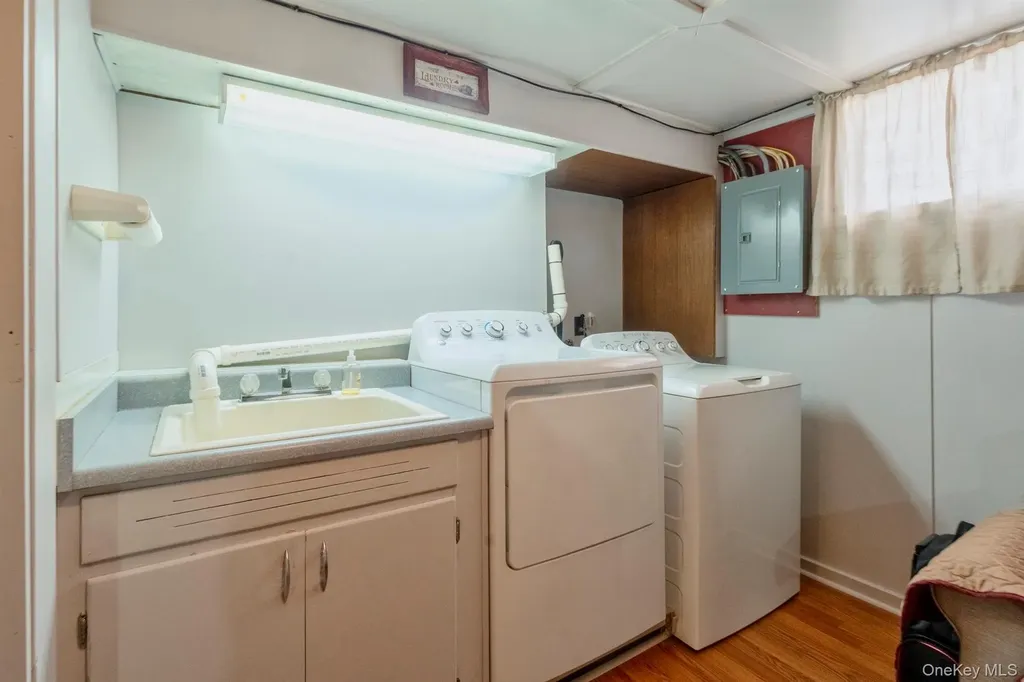 2 Clifton Terrace Kingston NY 12401