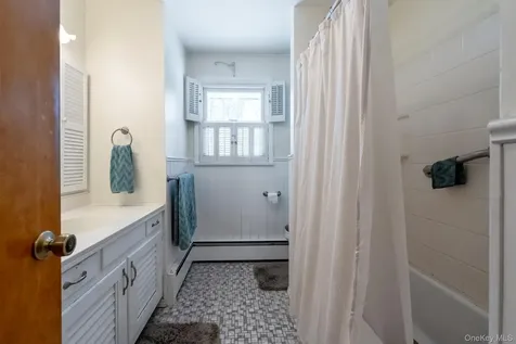 2 Clifton Terrace Kingston NY 12401