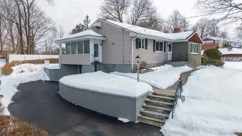 2 Clifton Terrace Kingston NY 12401