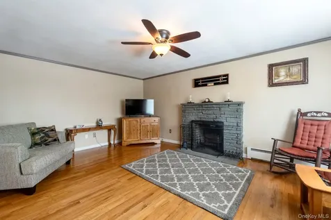 2 Clifton Terrace Kingston NY 12401