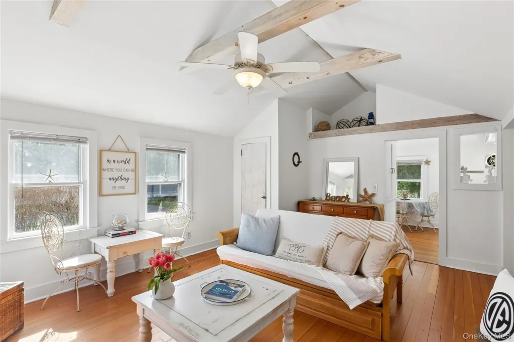 3 Lincoln Street Westhampton NY 11977