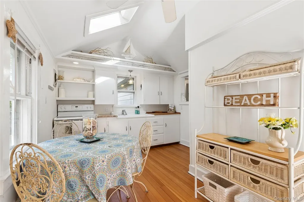 3 Lincoln Street Westhampton NY 11977