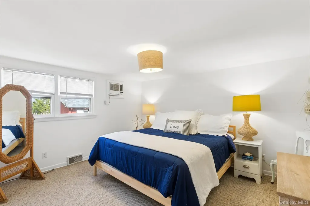 3 Lincoln Street Westhampton NY 11977